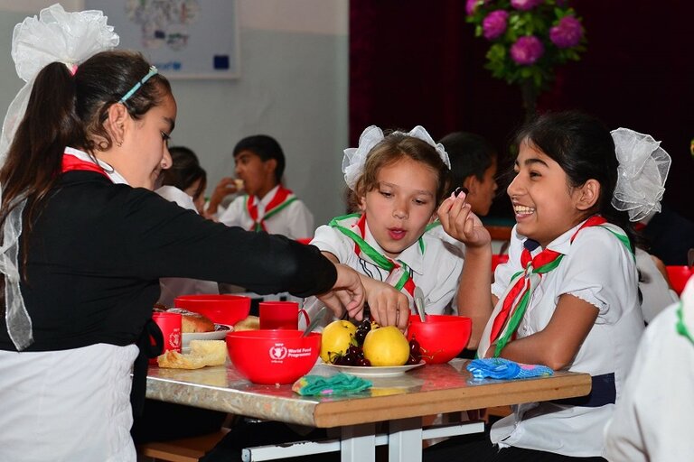 Россия выделит более21 млн долларов США для развития системы школьного питания в Таджикистане