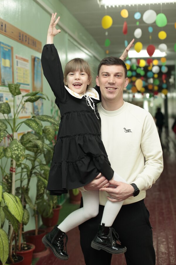 Father and daughter in Ukraine